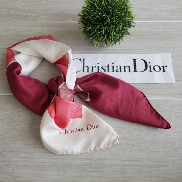 DIOR - Scarf - Picture 8 of 9